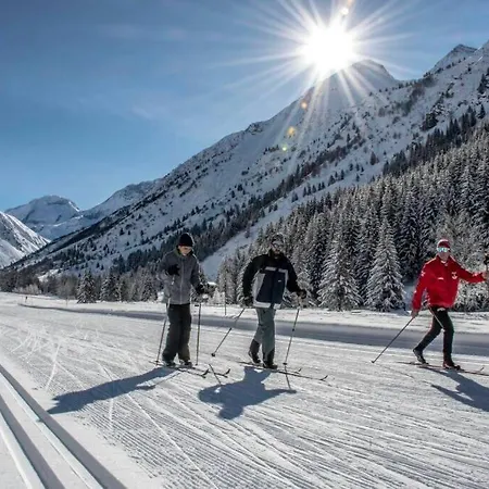 Evasion Alpine - Vue Imprenable & Confort Moderne Lejlighed