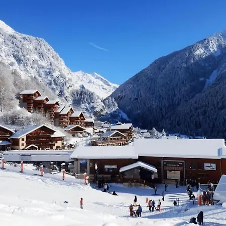 Evasion Alpine - Vue Imprenable & Confort Moderne Lejlighed *